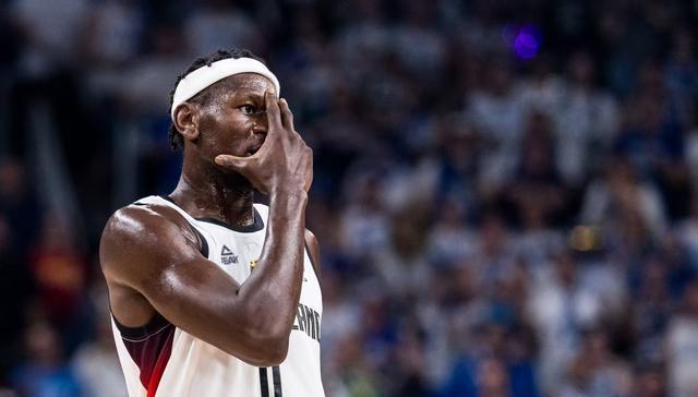 精彩和激烈, 东契奇在攻, 设立 精彩和激烈, 东契奇在攻, 设立