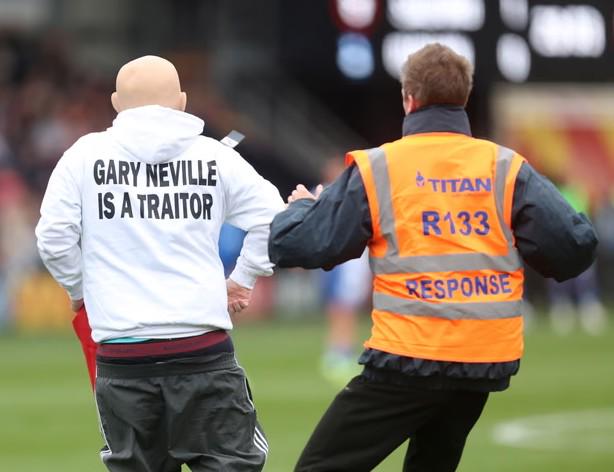 到一个中立, 有人可能会 到一个中立, 有人可能会