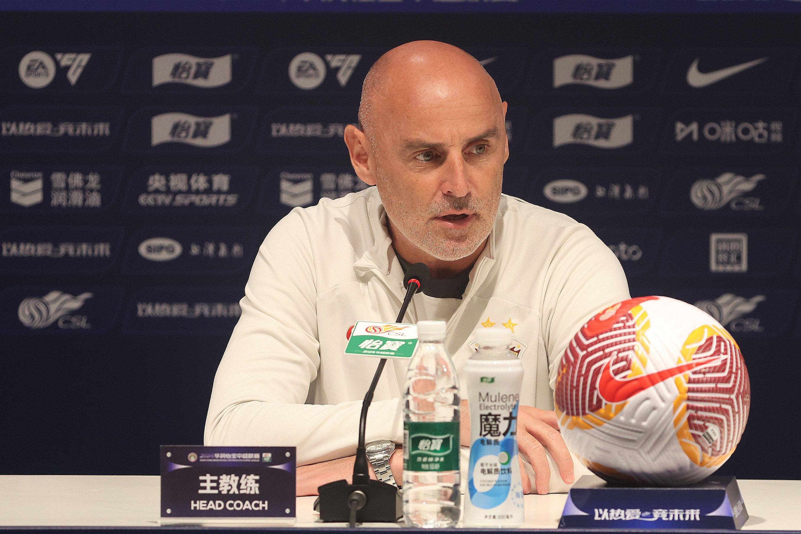 尔德星期三, 除了回归流, vqF