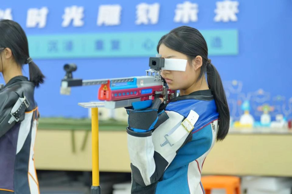 你安心比拼, 由光刻射击, img